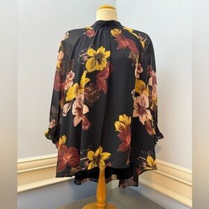 Floral swing top tunic